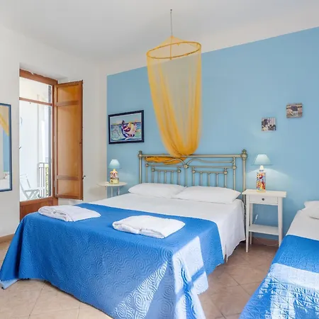 Holiday home Le 2 Palme