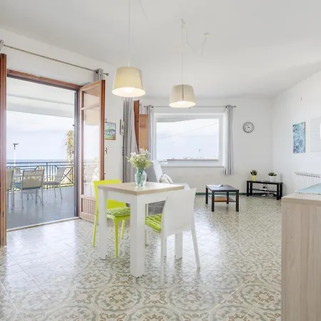 Le 2 Palme Holiday home Isola delle Femmine