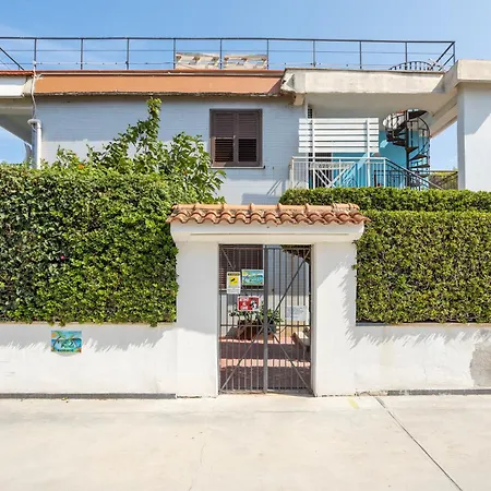 Holiday home Le 2 Palme Isola delle Femmine