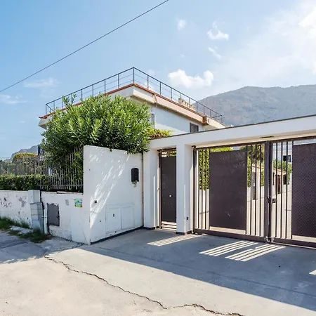 Holiday home Le 2 Palme
